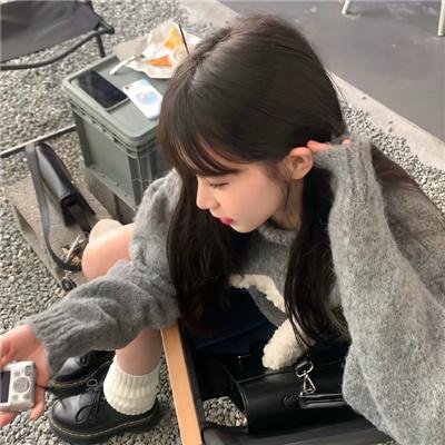 大老千与小妖精